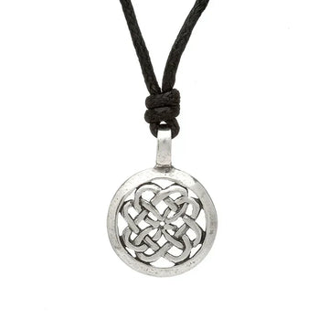 Top Irish Jewelry Gifts That Celebrate Your Family Heritage