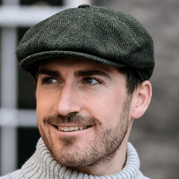Driving Cap in Herringbone Green