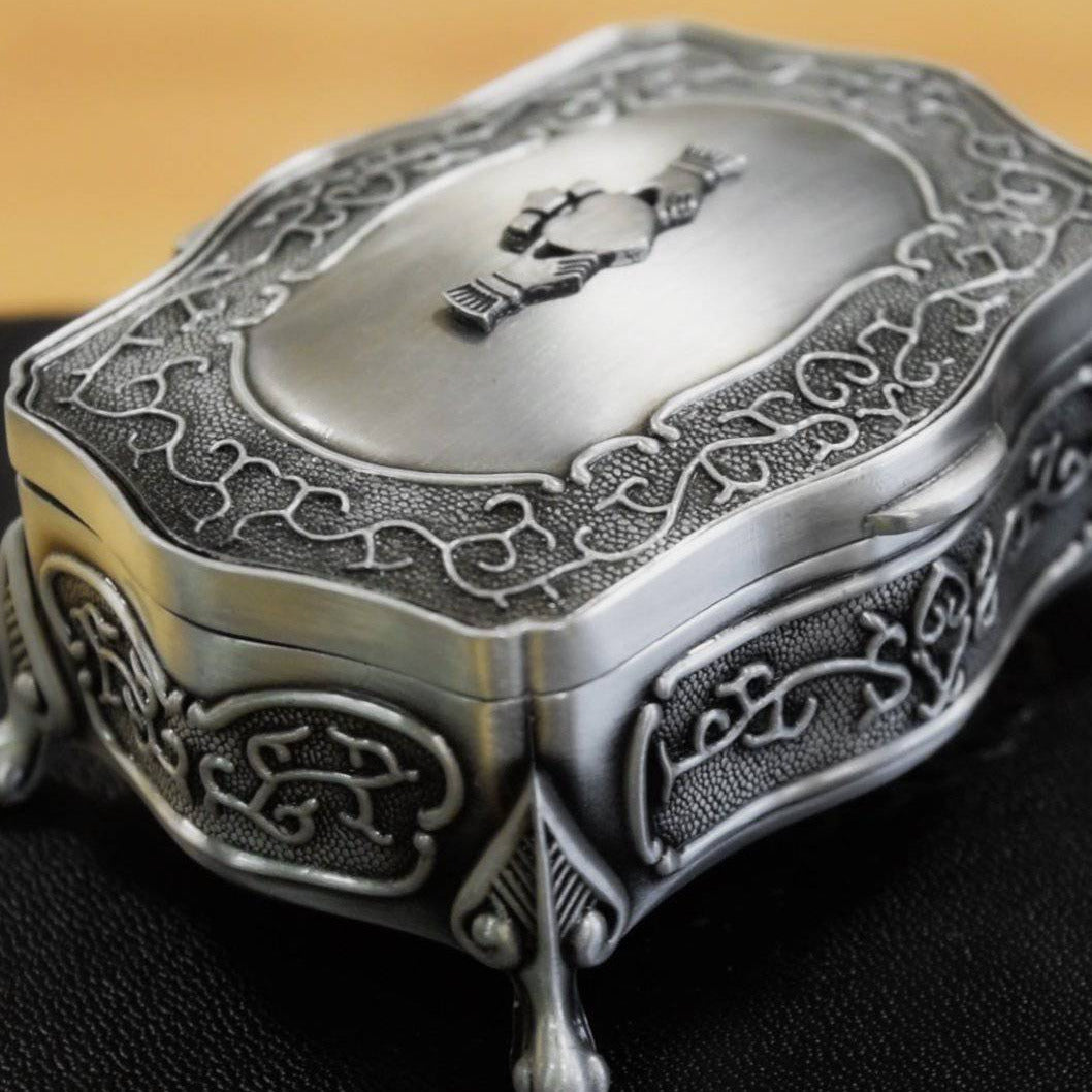 Mullingar Pewter Jewelry Box with Claddagh Design,jewelry box