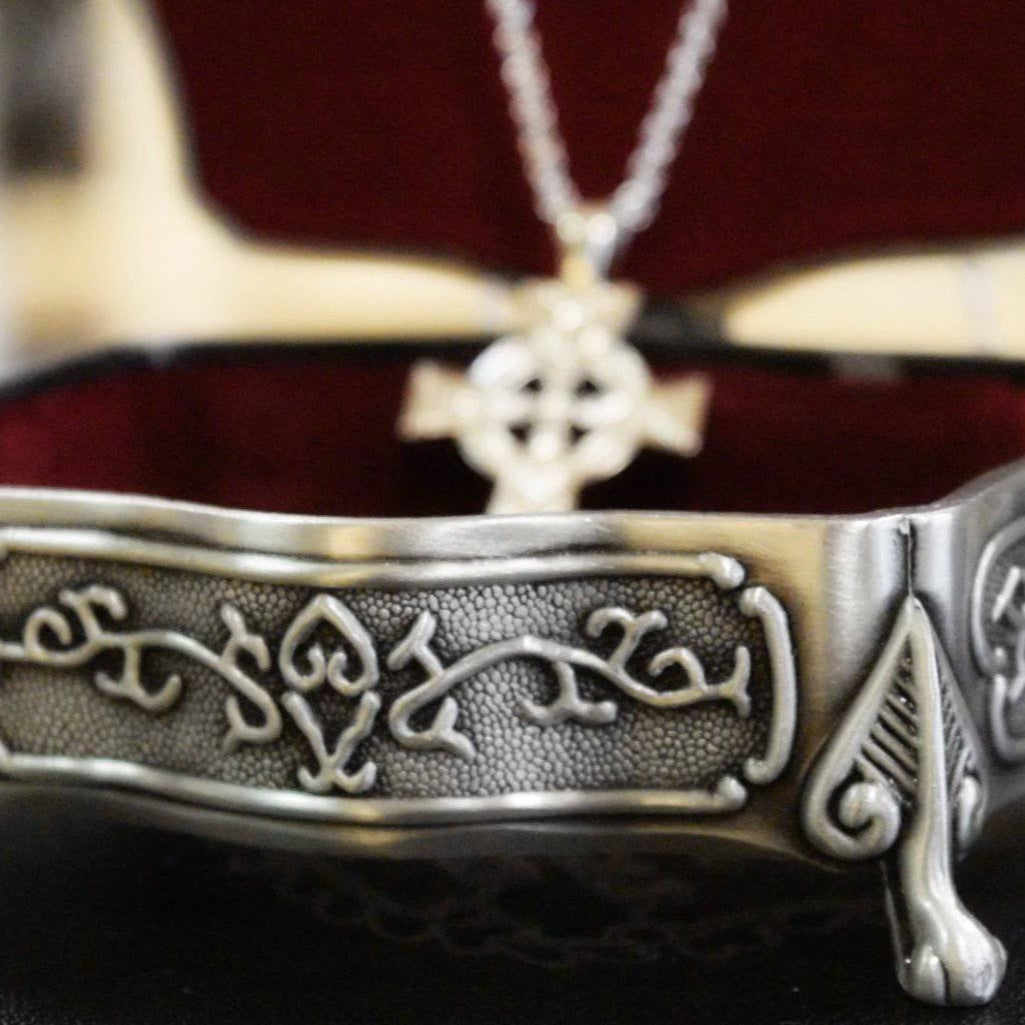 Mullingar Pewter Jewelry Box with Claddagh Design,jewelry box