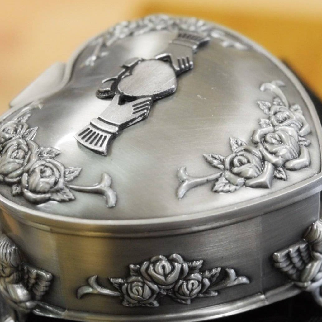 Mullingar Pewter Jewelry Box with Claddagh Design,jewelry box