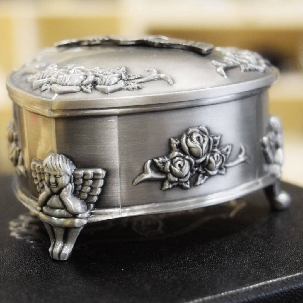 Mullingar Pewter Jewelry Box with Claddagh Design,jewelry box
