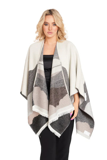 Wrapped in Heritage: The Beauty and Warmth of Irish Shawls