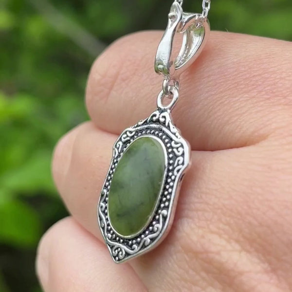 Luxury St Patrick’s Necklace