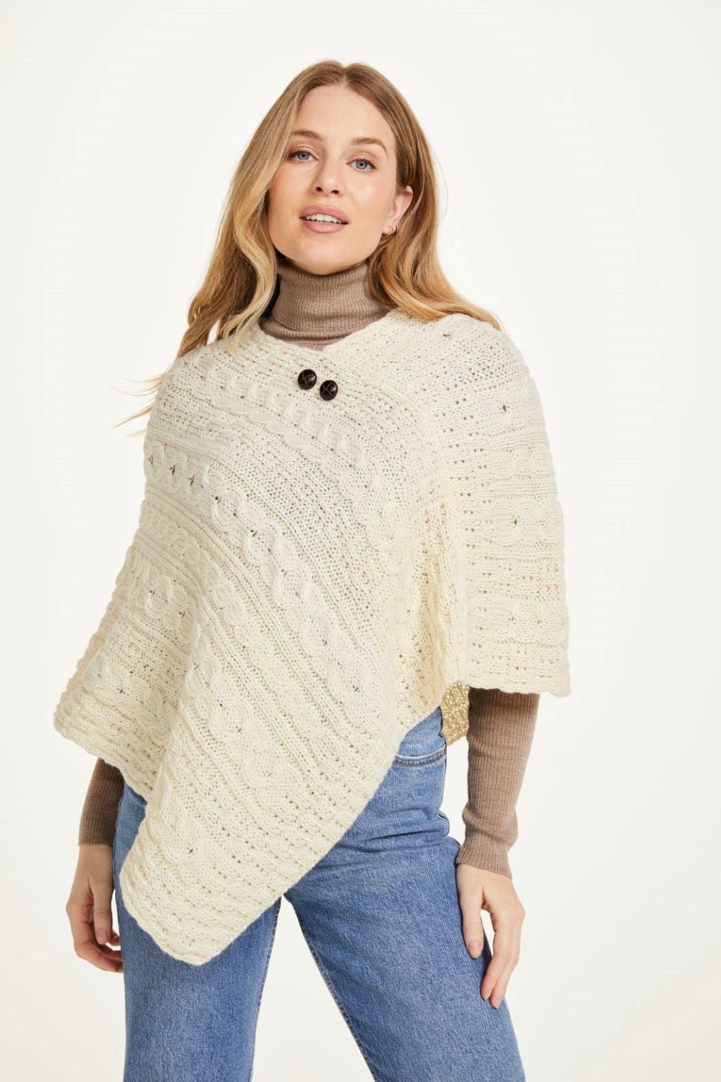 Light Ladies Aran Poncho