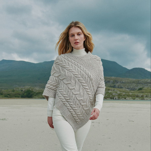 Glencar Ladies Classic Aran Oat Poncho