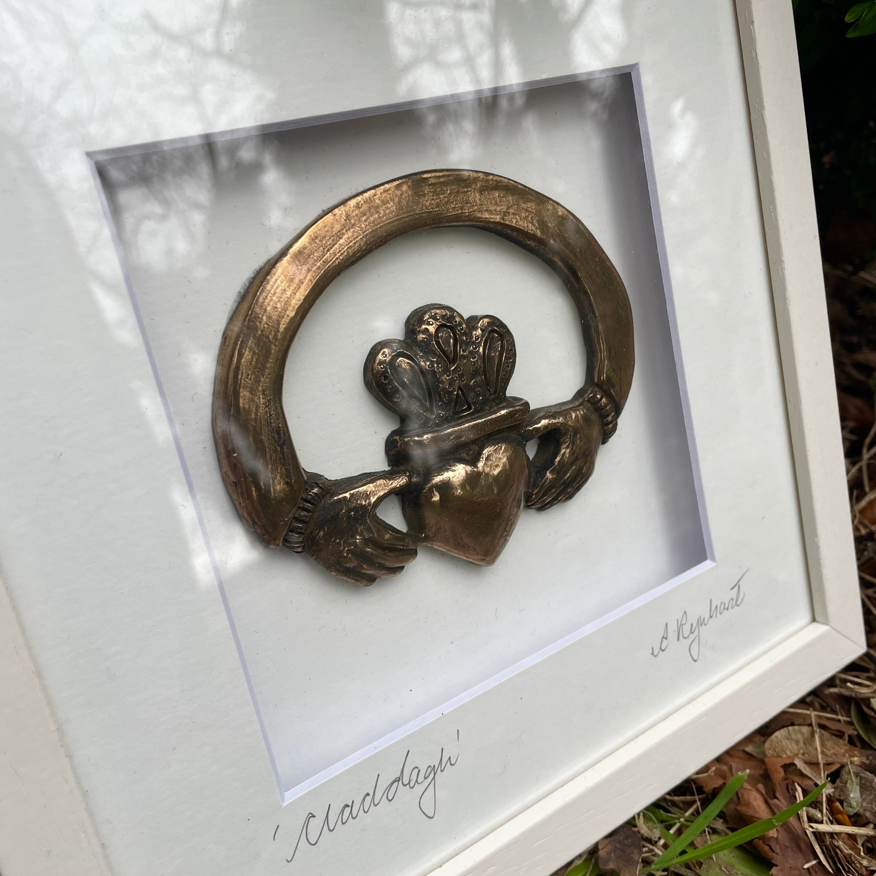 Rynhart Framed Bronze Claddagh