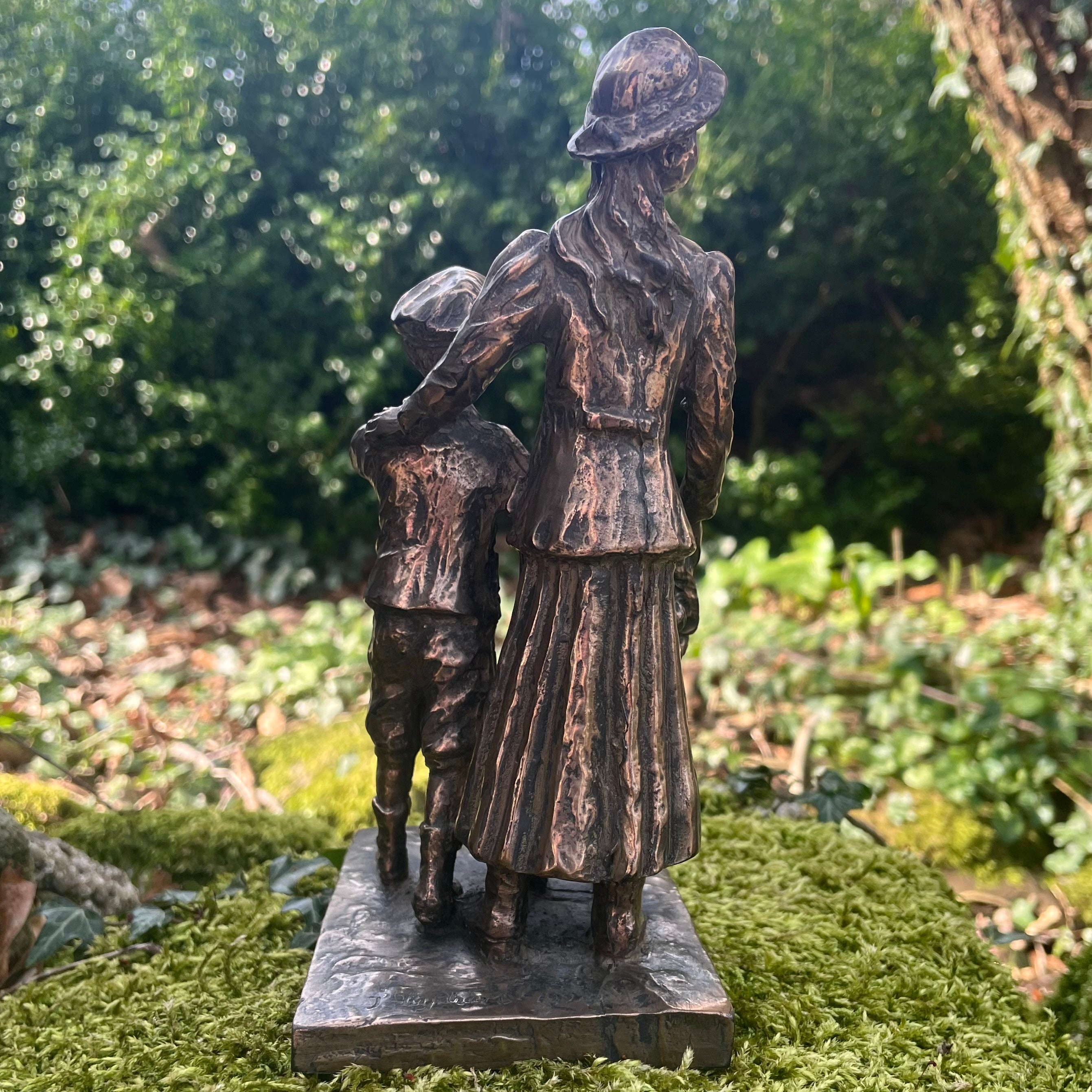 Rynhart Annie Moore Bronze Sculpture