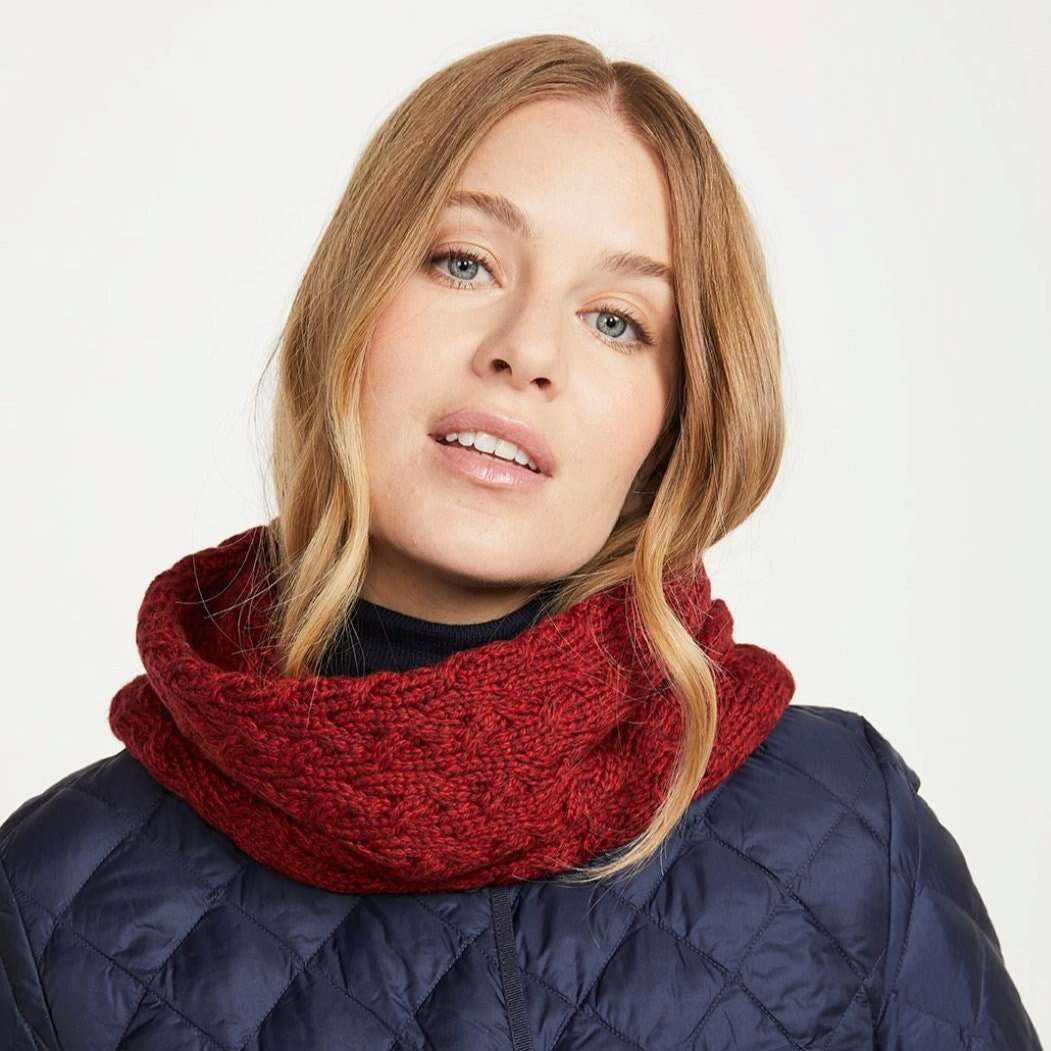 Newport Aran Red Cable Snood
