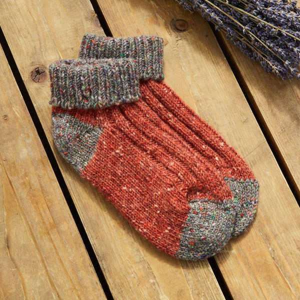Ladies Donegal Yarn Grey/Orange Ankle Socks