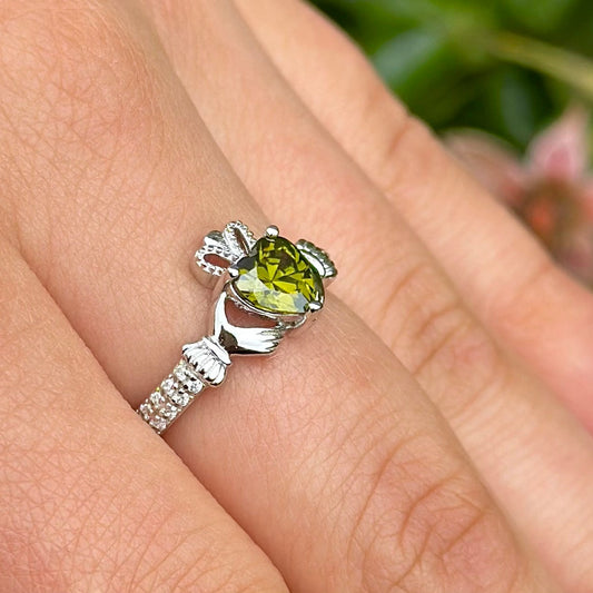 August Birthstone Silver Claddagh Ring