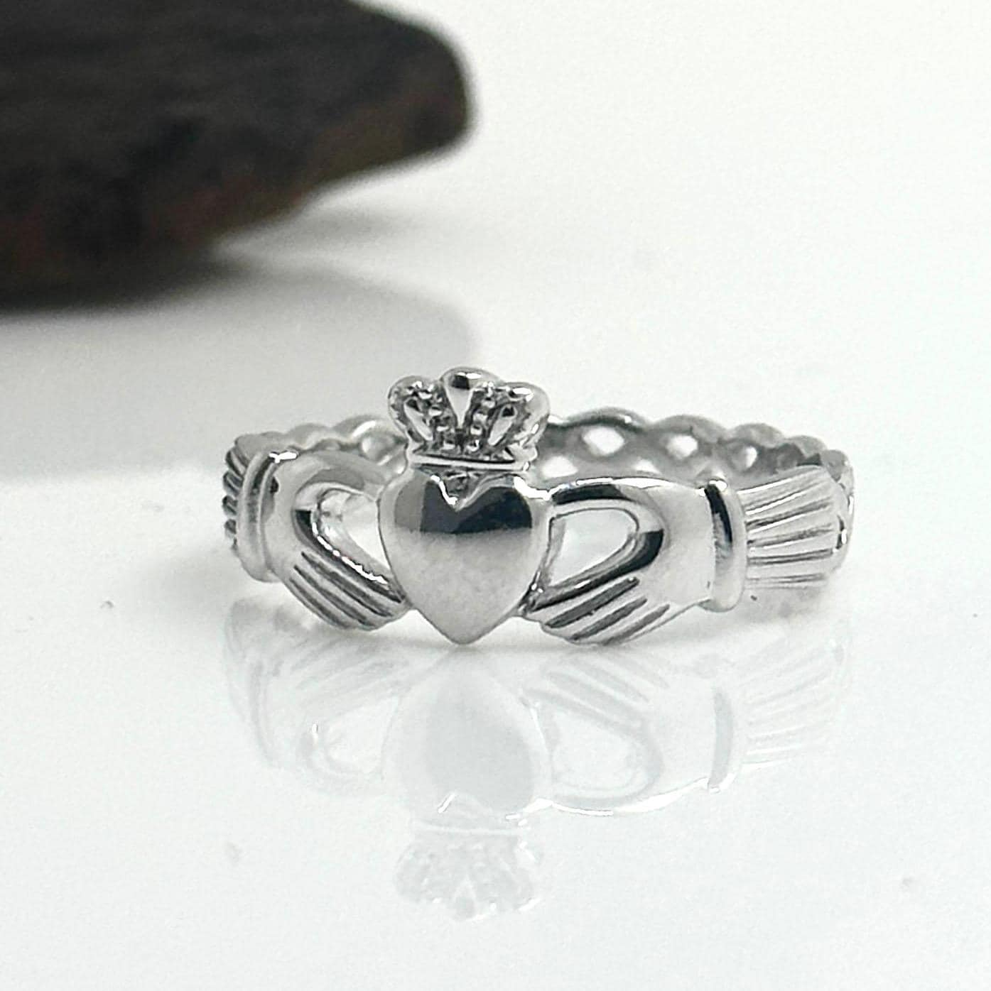 Wavy Sterling Silver Claddagh Ring