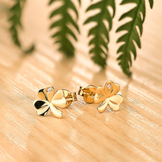 10k Gold Cz Shamrock Stud Earrings 