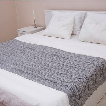 Chunky Cable Knit Bed Runner