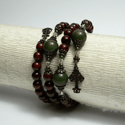 Luxury Rosary Bracelet in Green and Red