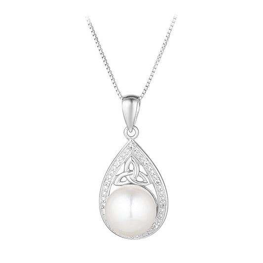 Pearl Teardrop Pendant Necklace